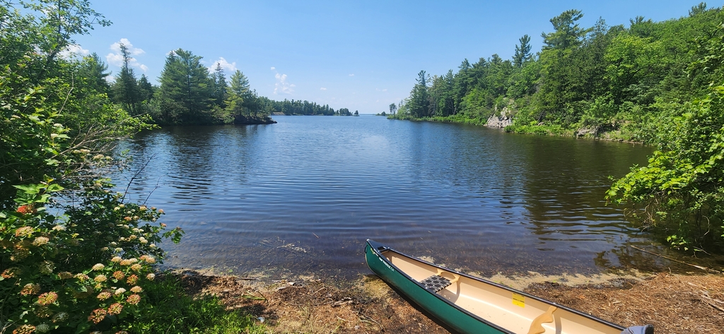 Accès à la rivière des Outaouais